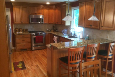 Elegant kitchen photo in Philadelphia