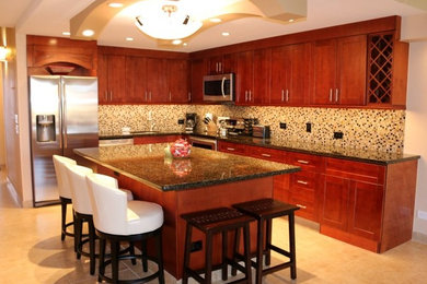 Kitchen - modern kitchen idea in Hawaii