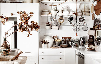How Your Kitchen Storage Can Pack a Punch