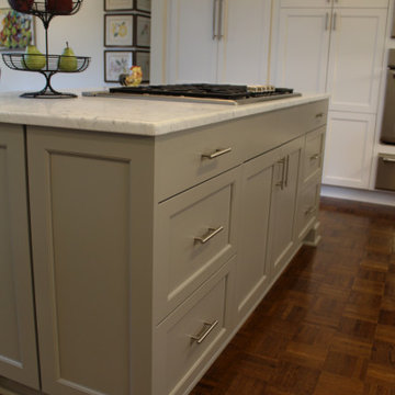 Kaylor Russell - Grey Tone Kitchen