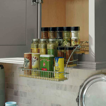 Kemper Cabinets: Pull Down Spice Rack