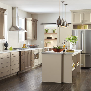 Kemper Cabinets: Two-Tone Kitchen with Maple Cabinets