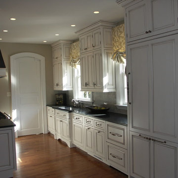 Kempsville Cabinets- Custom White Kitchens