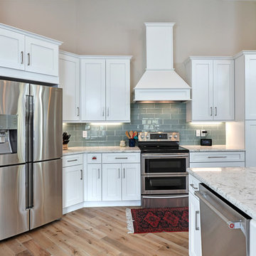 Kitchen 32 (ForeverMark Cabinetry)