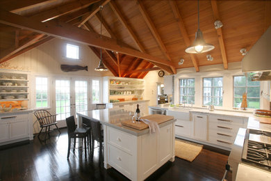 Photo of a classic kitchen in Boston.