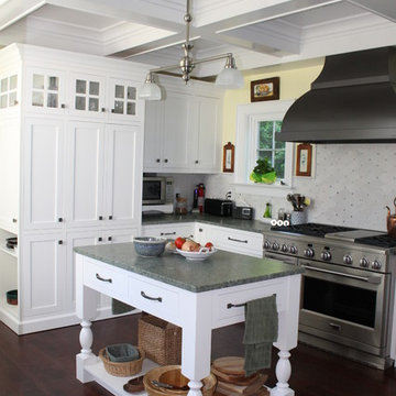 Kitchen Addition to Historic Queen Anne Style House