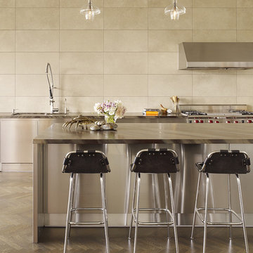 Kitchen & dining area