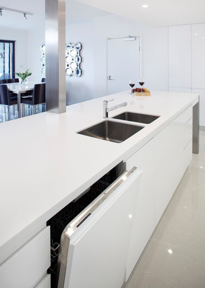 Contemporary Kitchen by Art of Kitchens Pty Ltd