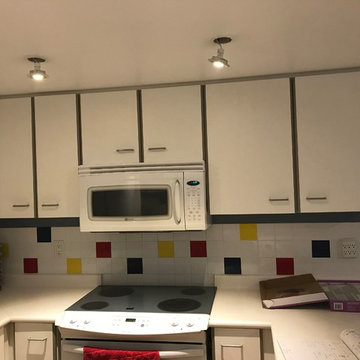 Kitchen cabinet refacing and quartz countertop  in Hamilton