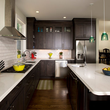 Kitchen cabinetry maximizes space