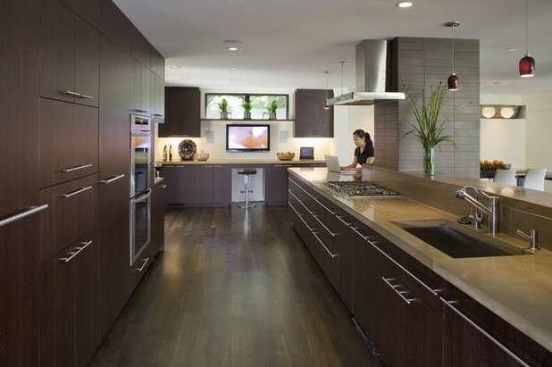 Contemporary Kitchen by Camber Construction
