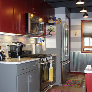 Kitchen Design: Dura Supreme Cabinetry, Viatera Rococo Quartz Counter