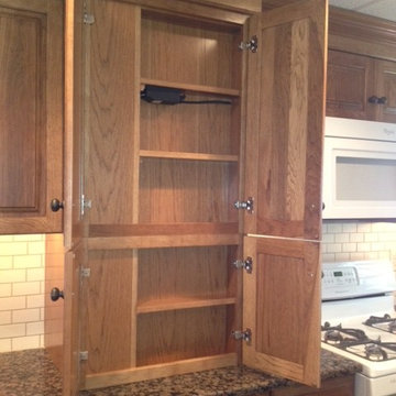 Kitchen-Diamond Montclair Hickory