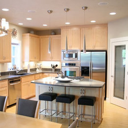 https://www.houzz.com/photos/kitchen-dining-spaces-contemporary-kitchen-portland-phvw-vp~128701