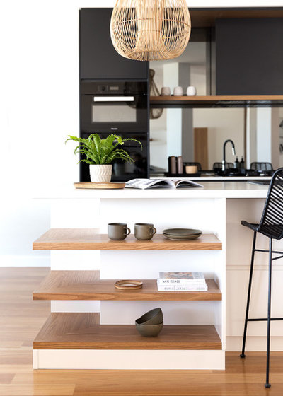 Contemporary Kitchen by Donna Guyler Design
