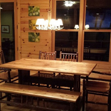 Kitchen Eating Area - Log Cabin Home