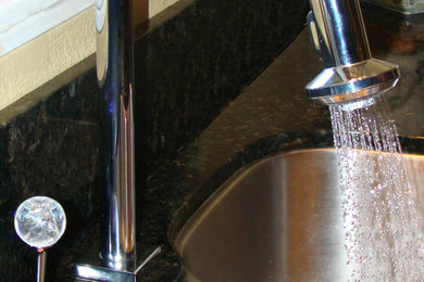 Kitchen Faucet with "Gemstick" Water Control in Crystal Quartz