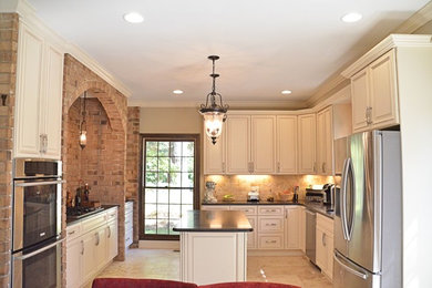 Inspiration for a country kitchen remodel in Charlotte