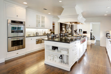 Inspiration for a kitchen remodel in Sacramento