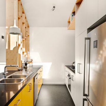 Kitchen - light and functional