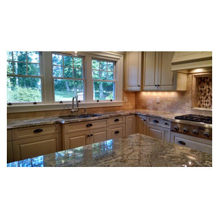 Kitchen on the famous Shackamaxon golf course Transitional Kitchen Kitchen on the famous Shackamaxon golf course Transitional Kitchen