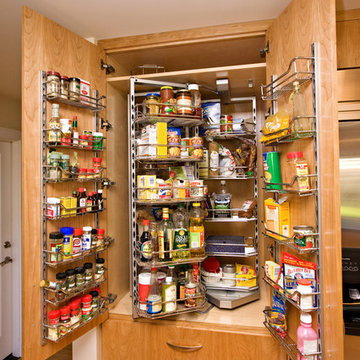 Kitchen Pantry