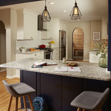 Kitchen Peninsula built using Navy Blue Cabinets