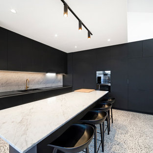 Design ideas for a contemporary kitchen in Melbourne.