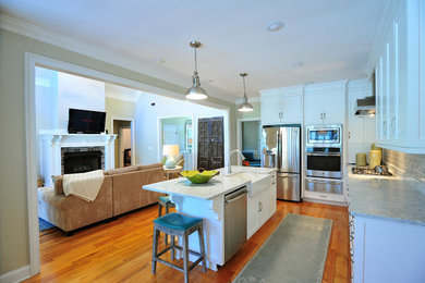 Example of a minimalist kitchen design in Atlanta