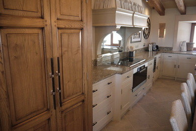 Design ideas for a kitchen in Channel Islands.