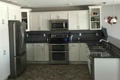 Photo of a modern kitchen in Grand Rapids.