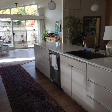 Kitchen Remodel: Flooret Modin in Sutton