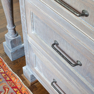 Large traditional eat-in kitchen designs - Example of a large classic u-shaped eat-in kitchen design in Atlanta with recessed-panel cabinets, distressed cabinets and an island