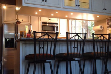 Inspiration for a country kitchen remodel in Sacramento