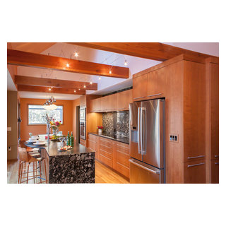 Kitchen Remodel Nashua NH - Contemporary - Kitchen - Boston - by Dream ...