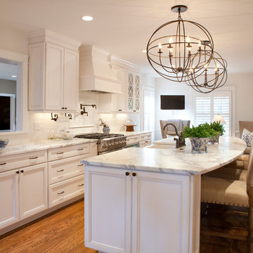 Kitchen Remodel; Sophisticated Warmth