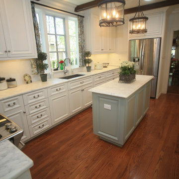 kitchen Remodel - White Kitchen - Terrell Hills
