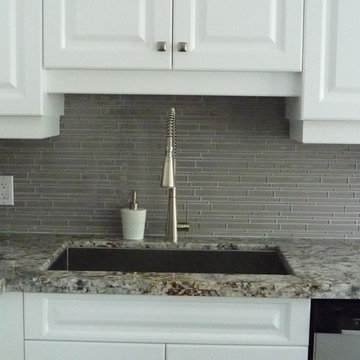 Kitchen Remodeling: Glass Backsplash & Granite Counter;  http://www.keramin.ca