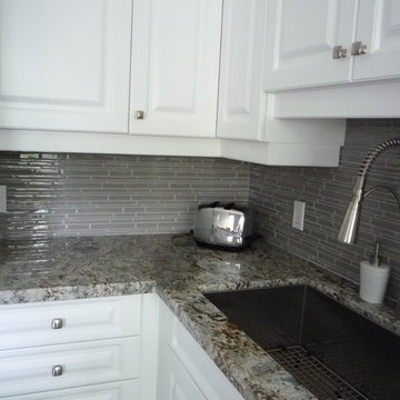 Kitchen Remodeling: Glass Backsplash & Granite Counter;  http://www.keramin.ca