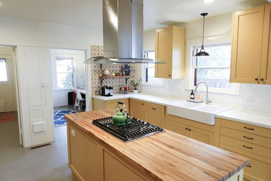 Example of an arts and crafts kitchen design in Los Angeles