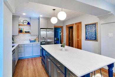 Inspiration for a transitional kitchen remodel in St Louis