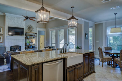 Example of a kitchen design in Orlando