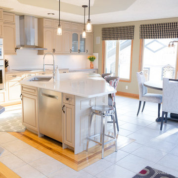 Kitchen Renovation - Bright & Beautiful!