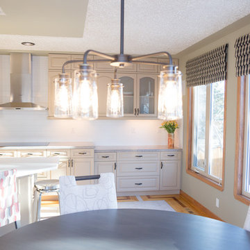 Kitchen Renovation - Bright & Beautiful!