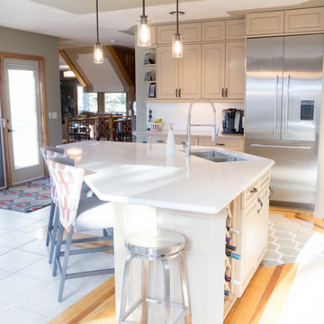 Kitchen Renovation - Bright & Beautiful!