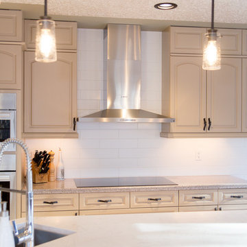 Kitchen Renovation - Bright & Beautiful!