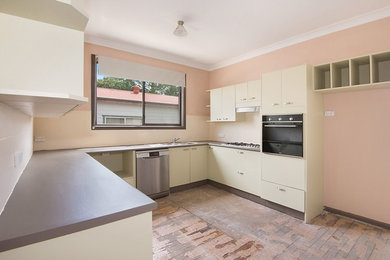 シドニーにあるコンテンポラリースタイルのおしゃれなキッチンの写真