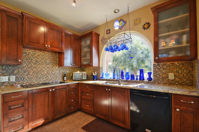 This is an example of a traditional kitchen in Austin.