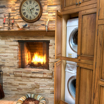 Kitchen: Rustic Farmhouse
