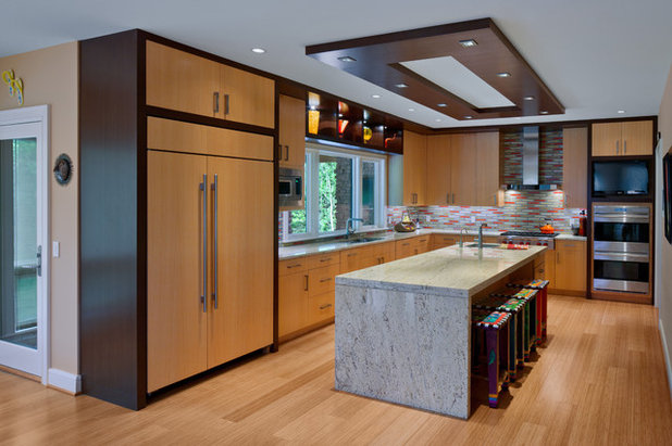 Contemporary Kitchen by RWA Architects